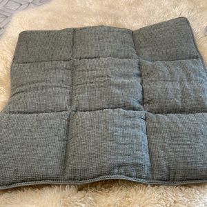 Pottery Barn Flax Linen waffle weave Pillow sham, size 24 x 24 Large square